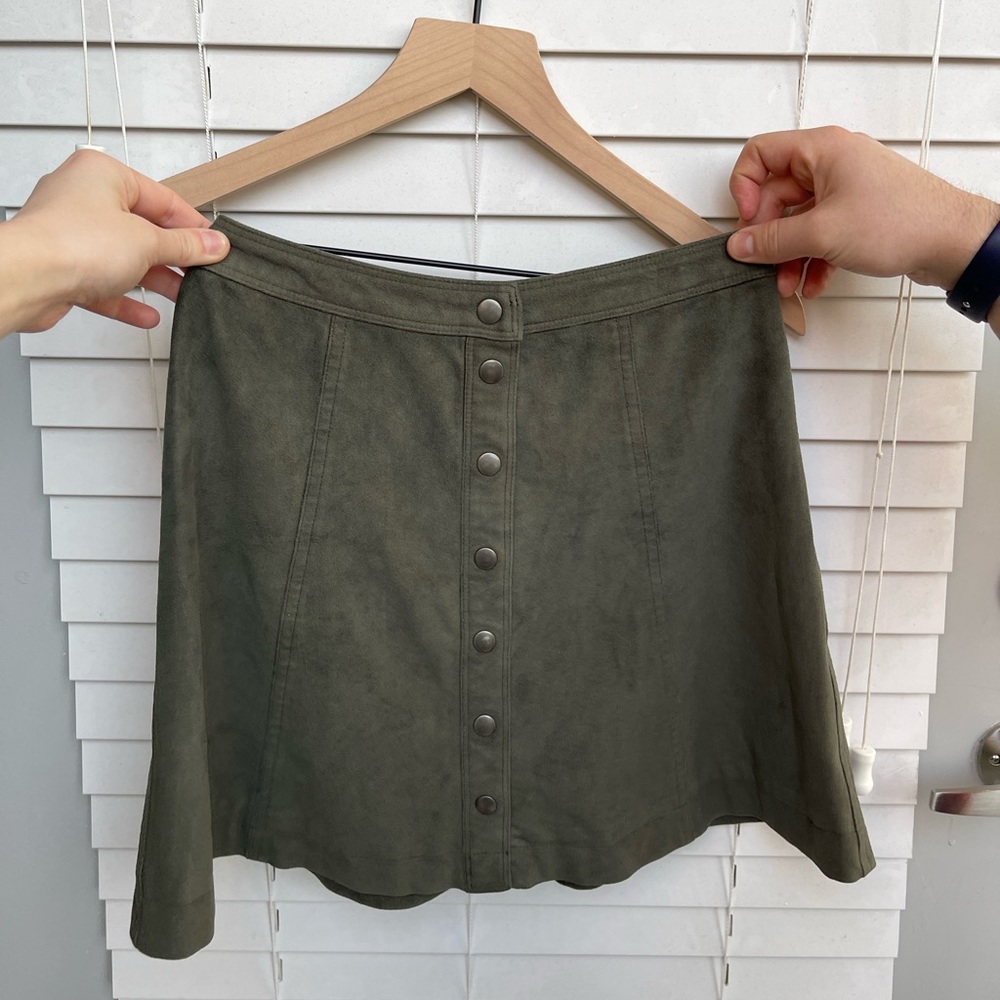 Abercrombie & Fitch Army Green button up skirt, size 0